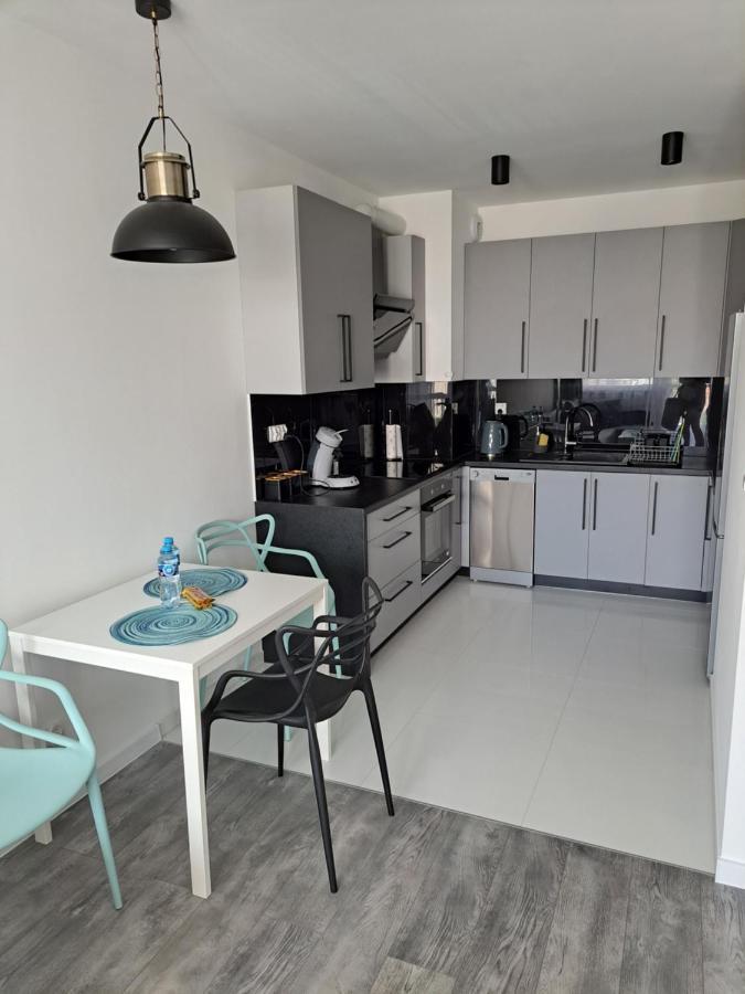Apartament Morski 코잘린 외부 사진